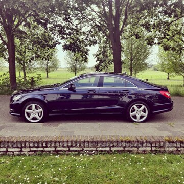 Mercedes-Benz CLS 500 (2012)