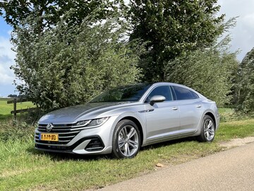 Volkswagen Arteon 1.4 eHybrid R-Line Business+ (2022)