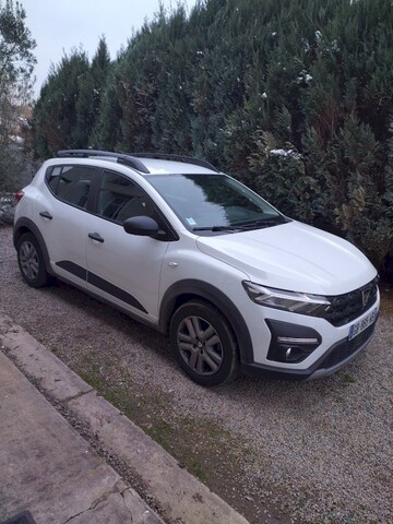 Dacia Sandero TCe 100 Bi-Fuel Stepway Essential (2021)