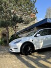 Tesla Model Y Long Range AWD (2023)