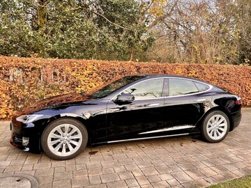 Tesla Model S Long Range (2020)