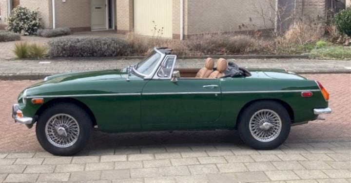 MG B (1977)