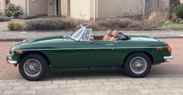 MG B (1977)