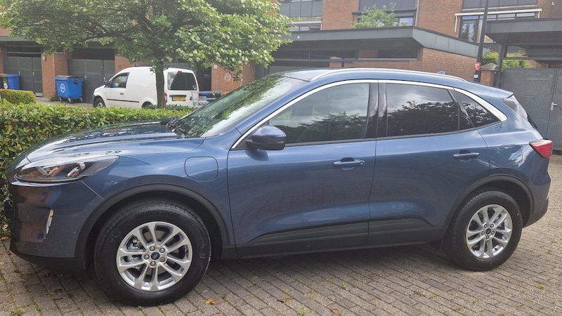 Ford Kuga 2.5 PHEV Titanium (2023)