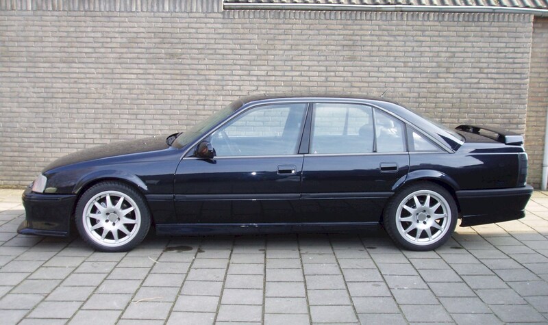 Opel Omega (1990)