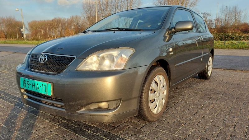 Toyota Corolla 1.6 16v VVT-i Linea Sol (2003)