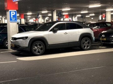 Mazda MX-30 EV 145 First Edition (2020)