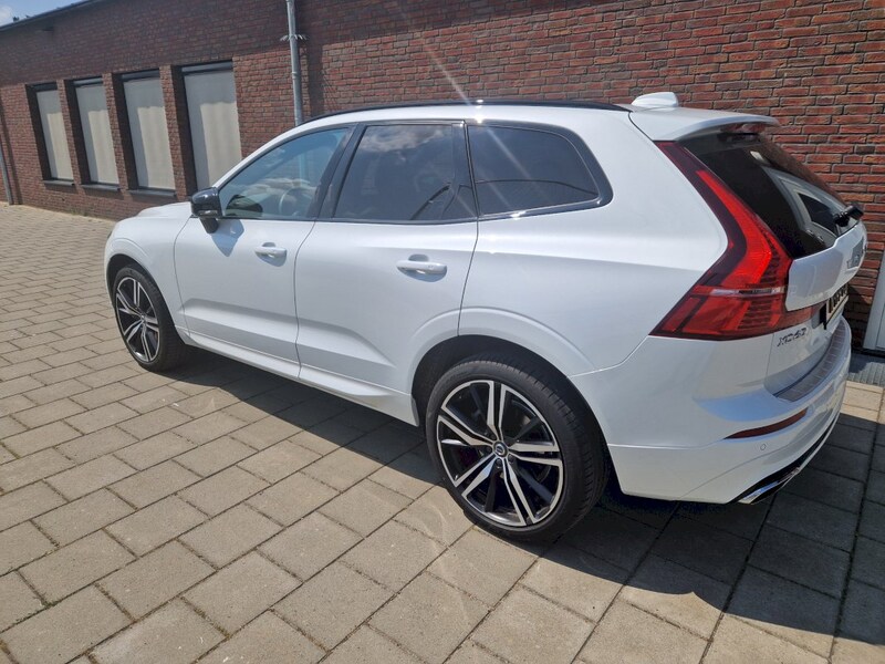 Volvo XC60 B5 AWD R-Design (2020)
