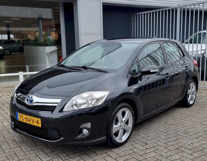 Toyota Auris 1.8 Full Hybrid Executive (2010)