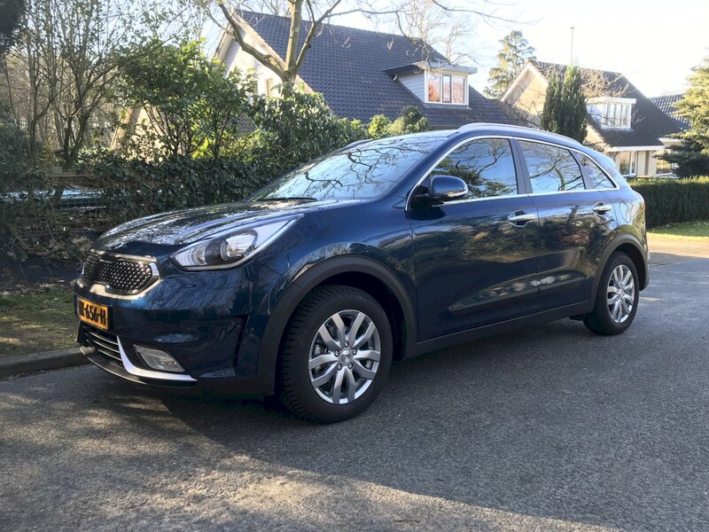 Kia Niro 1.6 GDi Hybrid DynamicLine (2018)